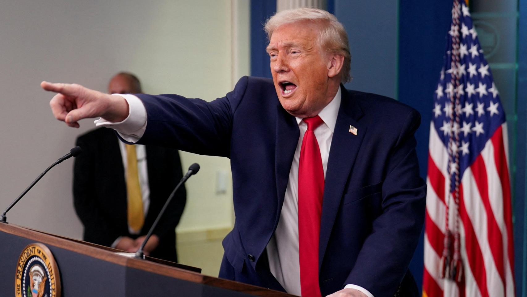 Trump cumple su primer año con el 55% de los americanos en contra después de resquebrajar el orden mundial