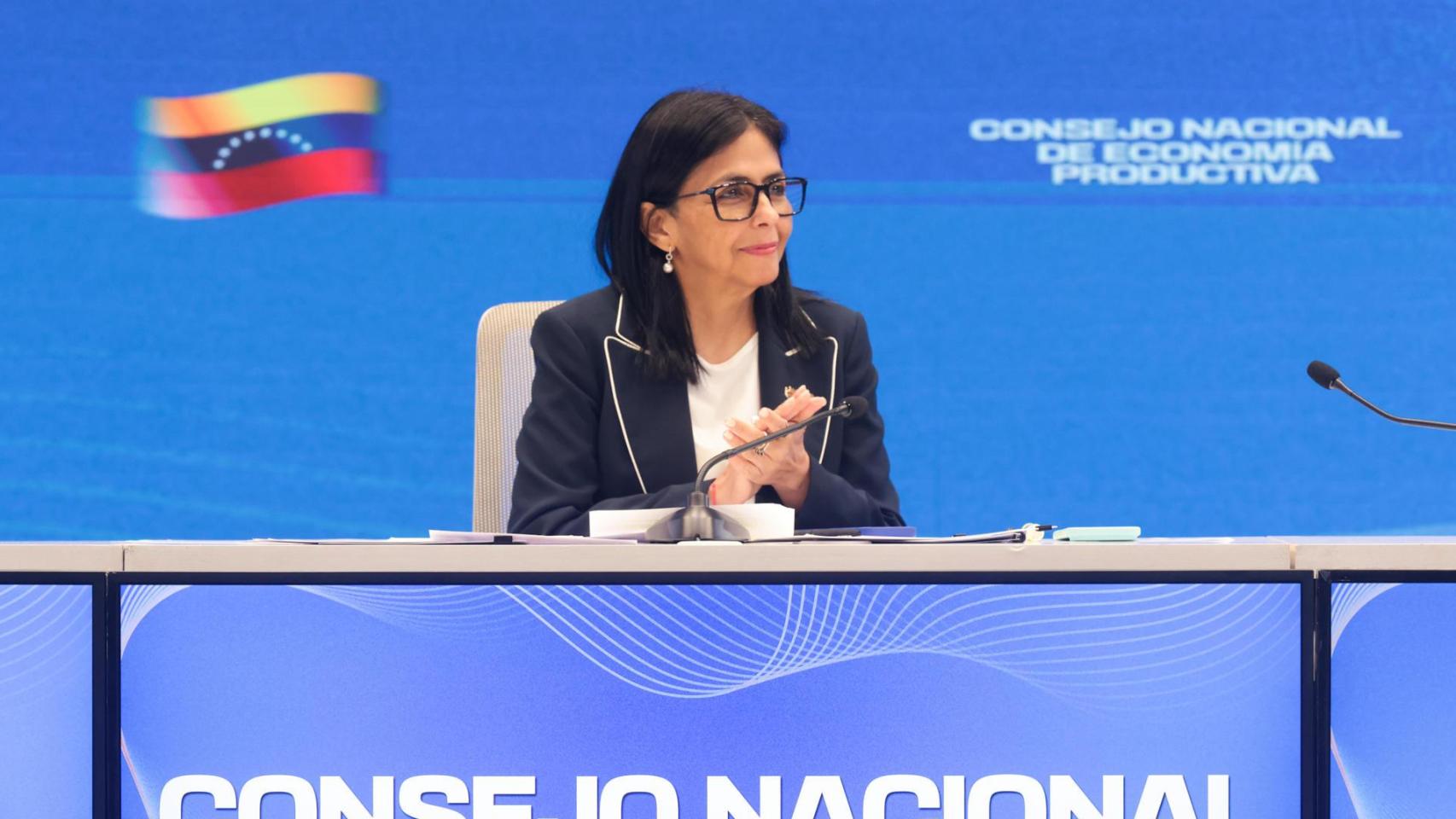 Delcy mantiene la "extorsión" a Edmundo González: liberará a su yerno si él renuncia a volver a Venezuela y al triunfo electoral