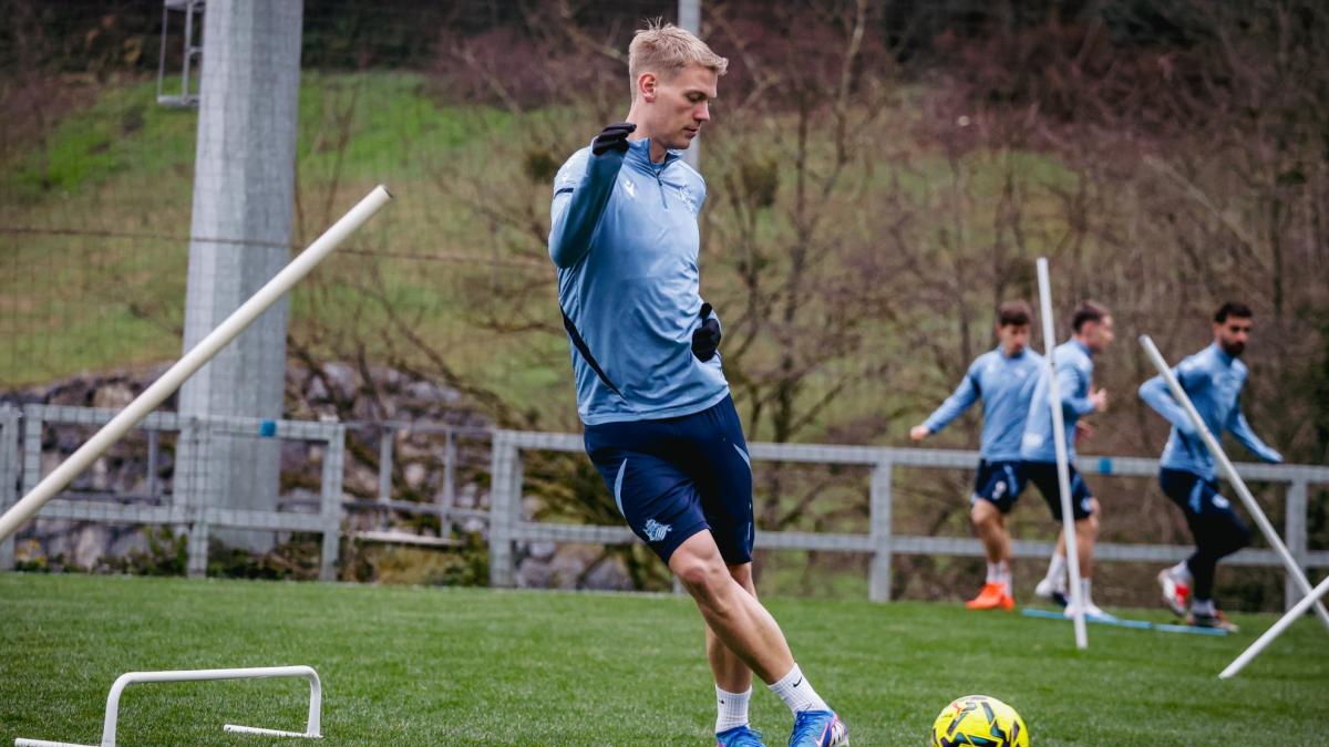 Óskarsson vuelve a entrenar con el grupo