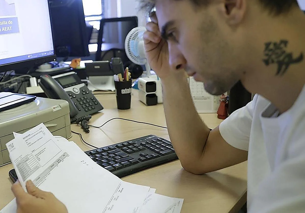 Self-employed workers in Spain would save 500 million euros per year with IVA tax exemptions