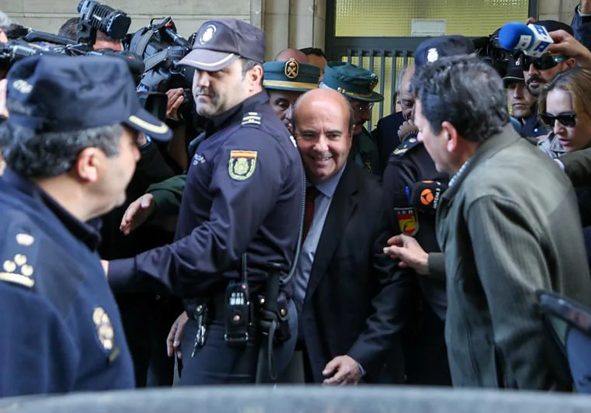 El juez acuerda la testifical de Zarrías para aclarar su relación con Leire Díez