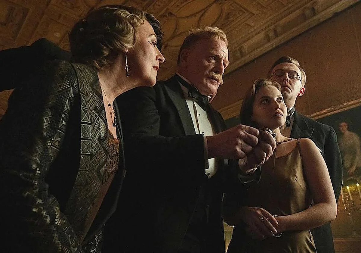 'Agatha Christie: Las siete esferas': adaptación descafeinada de la reina del misterio