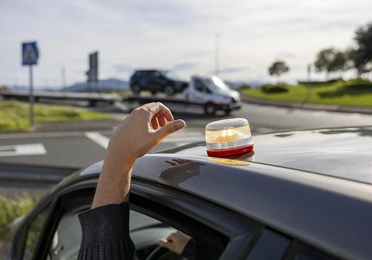 Las 'grúas pirata', una estafa que acecha tras una avería en carretera