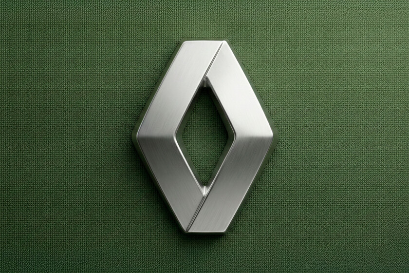 100 años después, Renault está a las puertas de volver a producir maquinaria de guerra: drones militares junto a Turgis Gallard