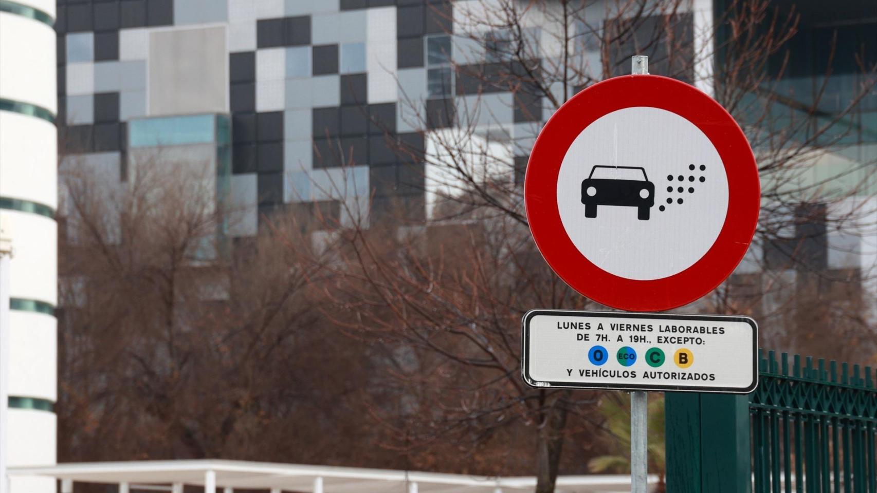 Las ciudades españolas, a la cola de las zonas de bajas emisiones: sólo 58 de las 149 obligadas las han implementado