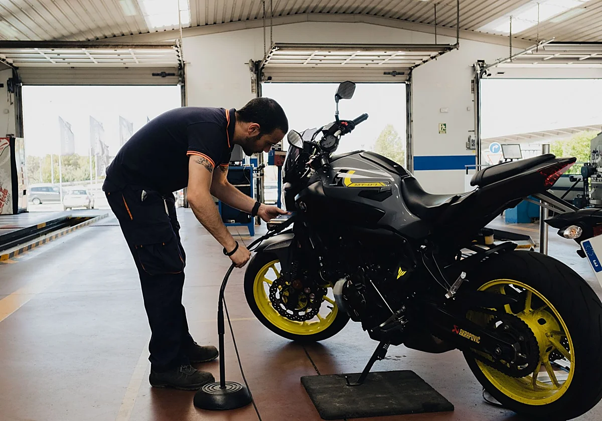 Las motos, las que más defectos graves tienen en la ITV