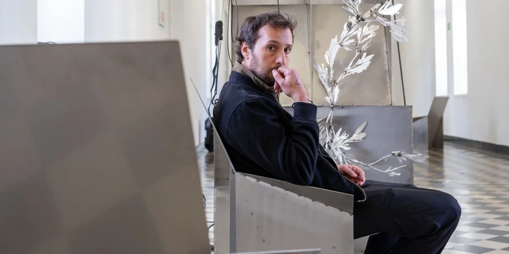 Timsam Harding: «La sociedad contemporánea ha perdido su oportunidad de aburrirse»