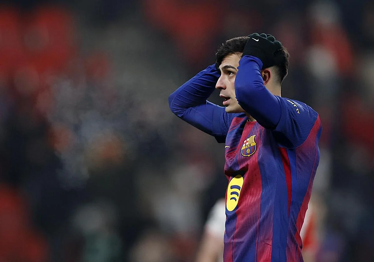 Pedri, un mes de baja