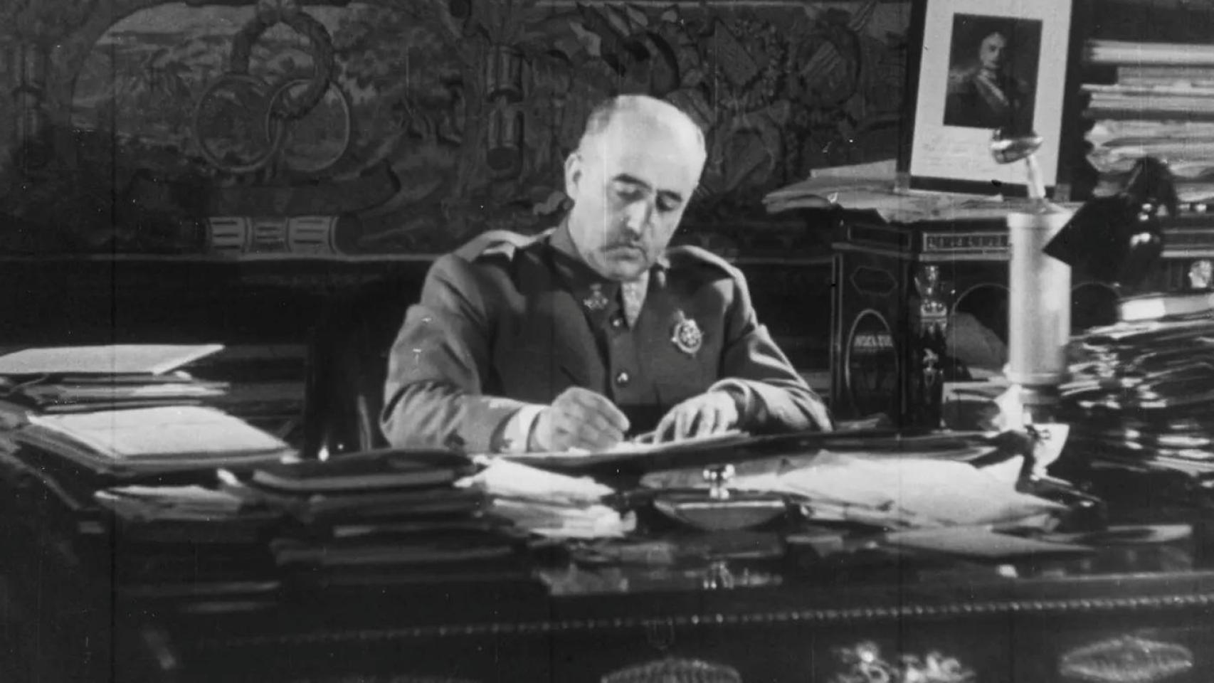 Todos los archivos del No-Do podrán verse gratis en 4K: ya están disponibles los 200 primeros