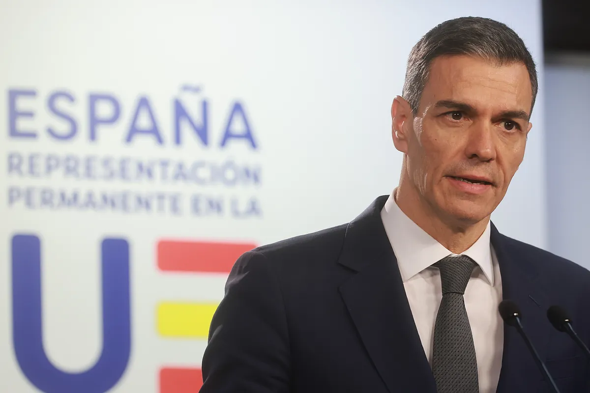Sánchez afirma que el Gobierno está asumiendo sus responsabilidades tras el accidente de Adamuz
