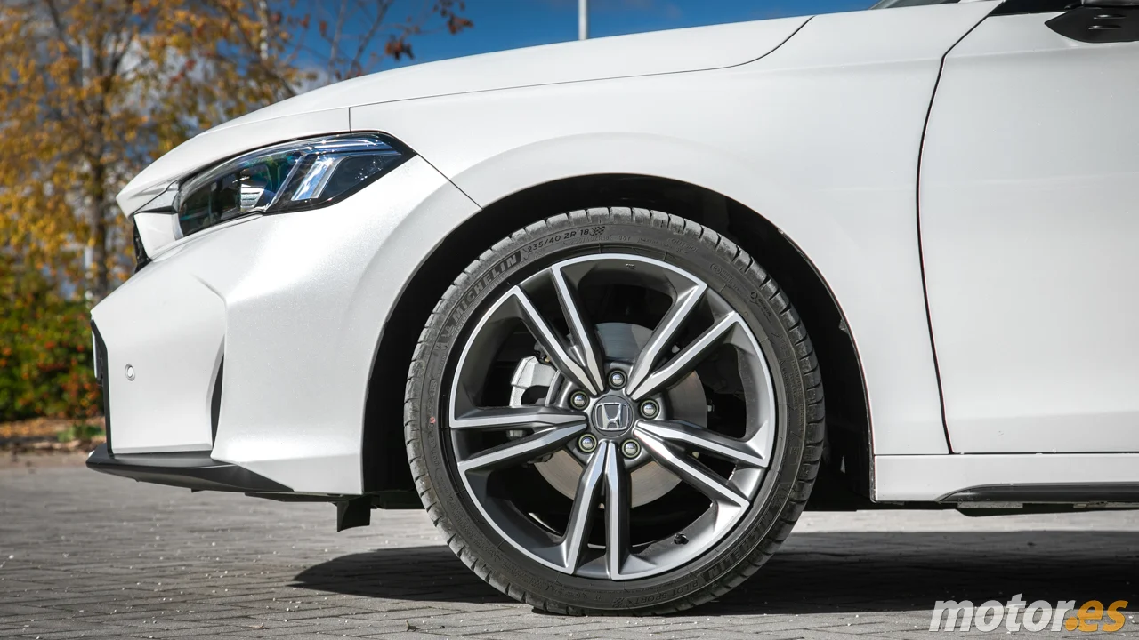 Fiabilidad al nivel del Toyota Corolla, 184 CV y 4,7 litros de consumo, este híbrido japonés convence