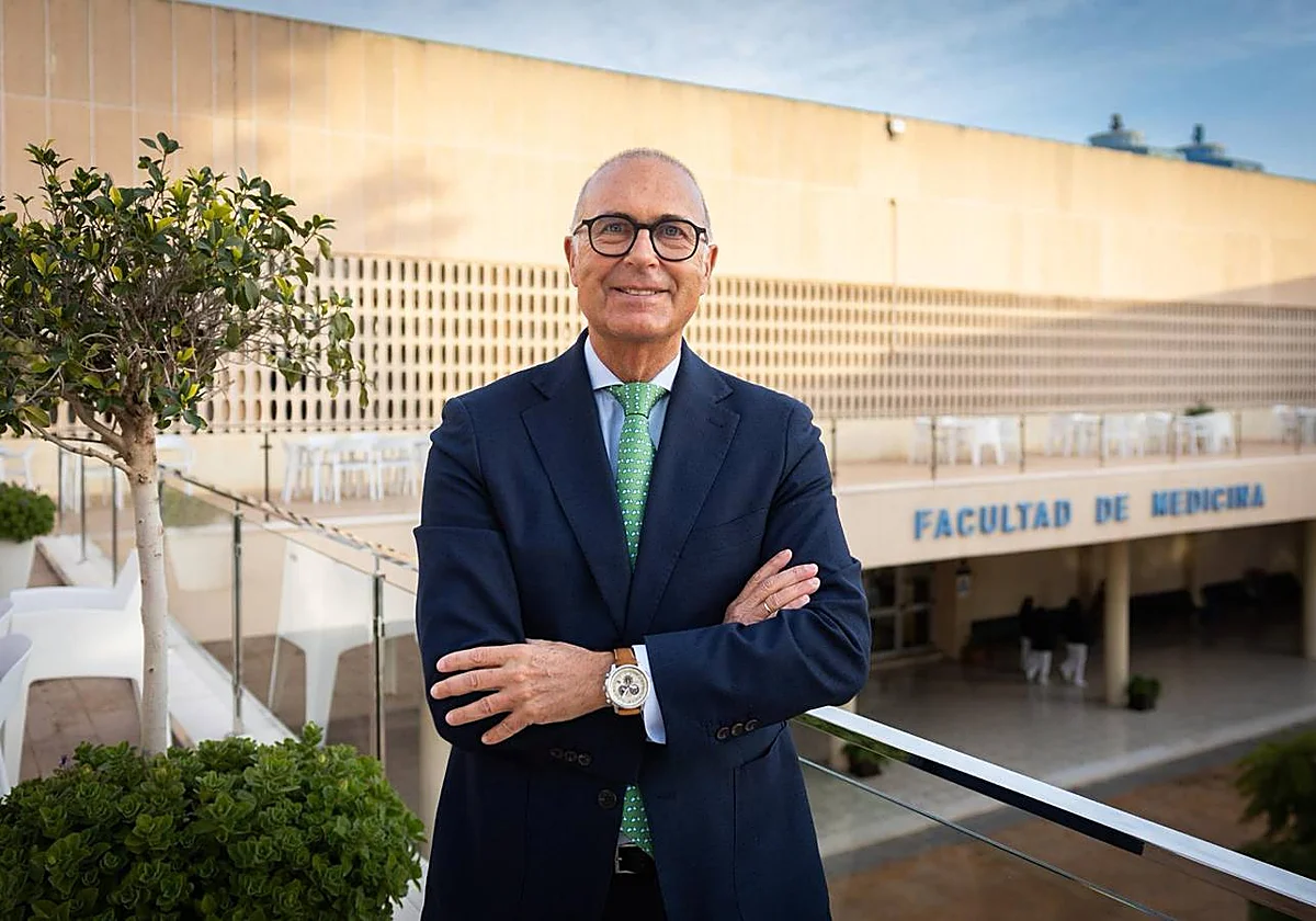 Pablo Lara: «La nota de corte no debería ser el único criterio para acceder a Medicina»