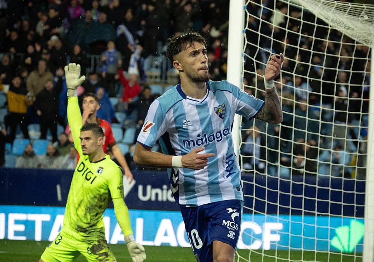 El mejor momento de Larrubia, el termómetro del Málaga