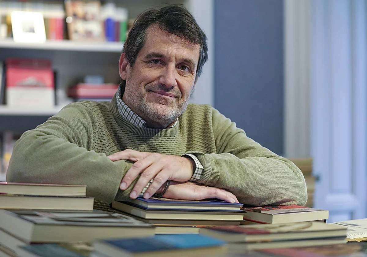 «Ojalá el racismo se curara viajando»