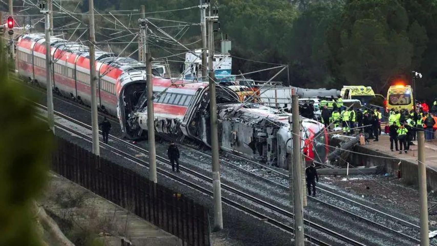 Renfe sigue sin aclarar cuándo supo que el Alvia había chocado con el Iryo: todos los enigmas del siniestro de Adamuz