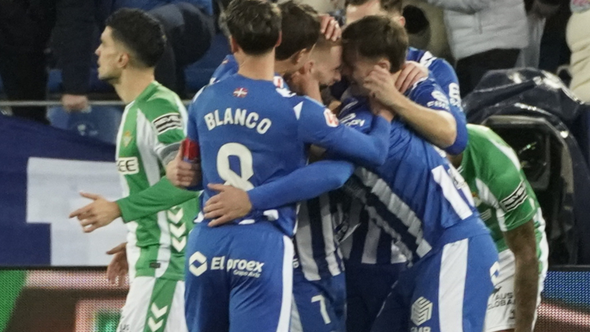 Bartra: "No era un partido fácil después del que veníamos, nos ha costado mucho entrar"