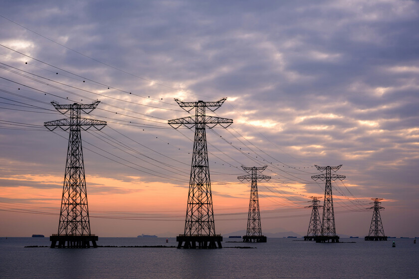 El gran miedo de las renovables es el colapso de la red: China tiene una solución que solo necesita 0,1 segundos