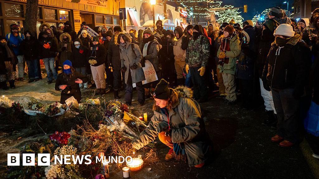 Qué se sabe del mortal tiroteo contra un manifestante en Mineápolis a manos de la policía migratoria de EE.UU.