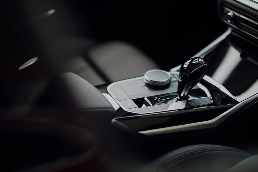 Que un coche eléctrico tenga cambio manual no tiene sentido: Toyota y Subaru tienen otra opinión