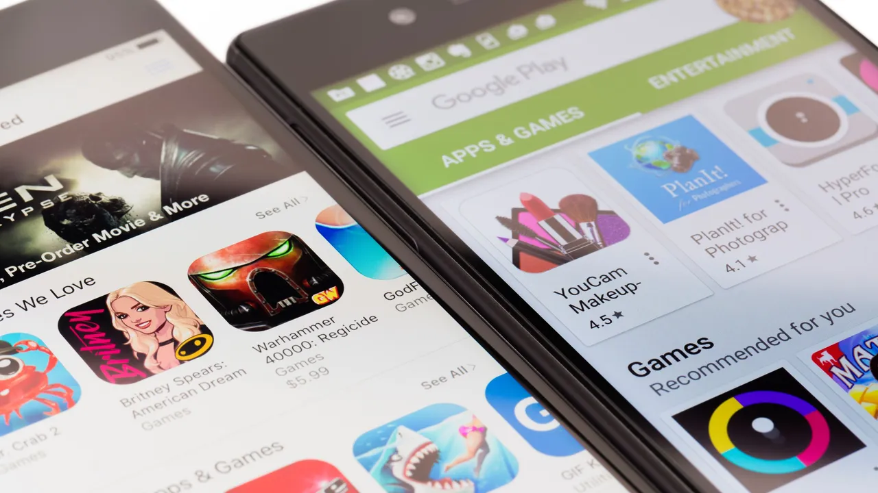 Las tiendas de Google y Apple están plagadas de apps que te desnudan con IA