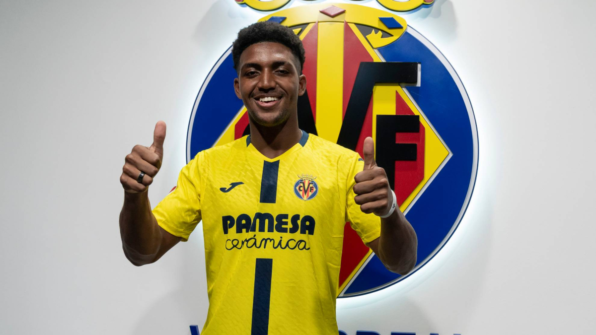 Alex Freeman recibe pase internacional y estará disponible ante Osasuna