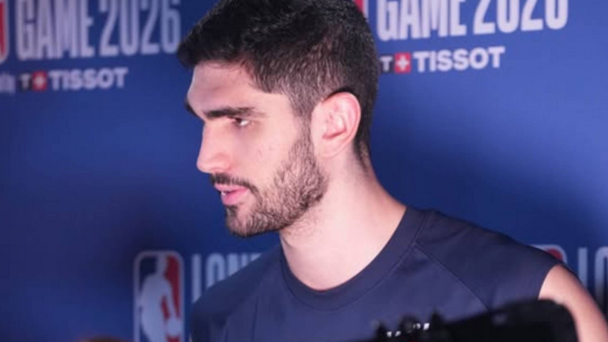 Santi Aldama, envuelto en rumores de traspaso, no juega con los Grizzlies