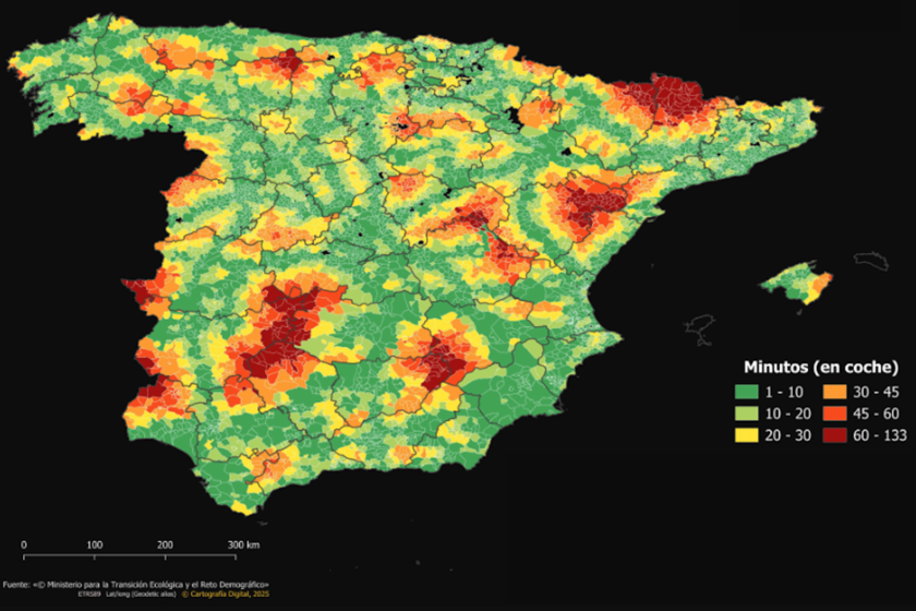 El tiempo que se tarda en llegar a una autovía en cualquier punto de España, en un revelador mapa