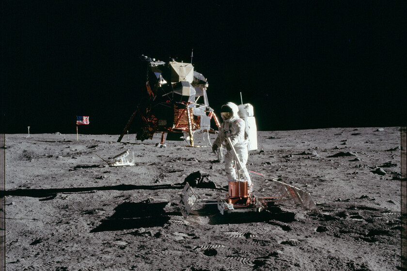 La bestial escala del programa Apolo: EEUU llegó a consumir el 60% de todos los chips que producía para ir a la Luna