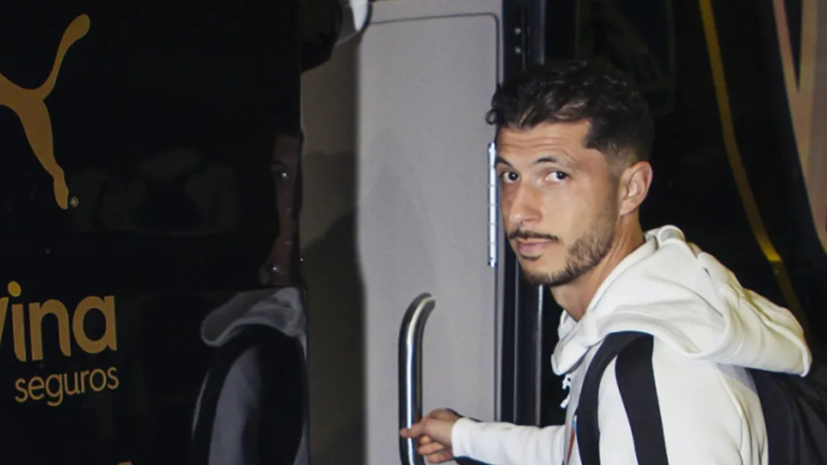 Guido Rodríguez se queda sin debutar con el Valencia por gastroenteritis