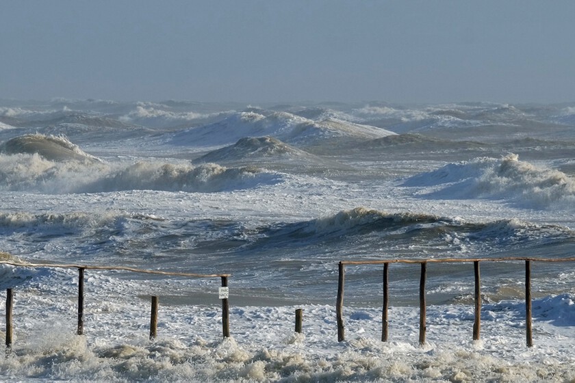 Matalascañas es el ejemplo de un fallo gordo de la arquitectura: pensar que la playa de tu infancia iba a ser como la recuerdas