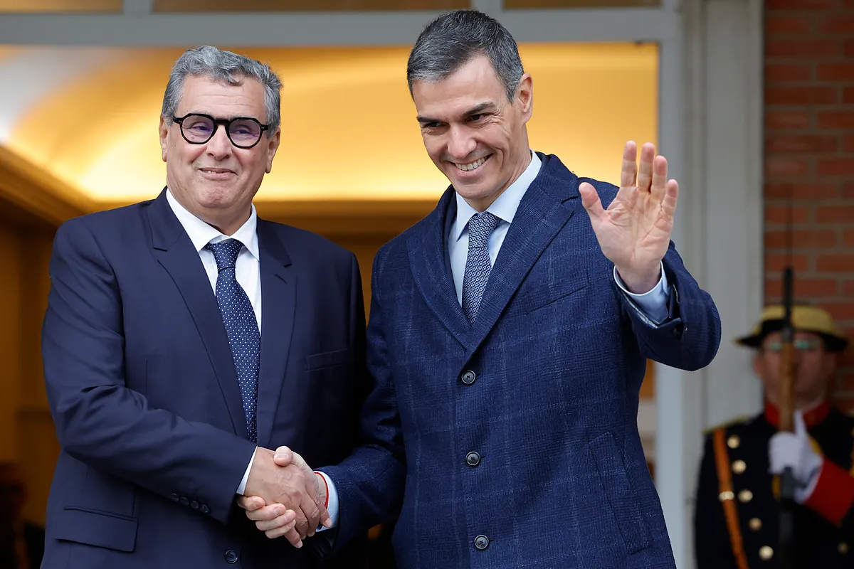 Sánchez reafirma su aval al plan de Marruecos para el Sáhara en una cumbre opaca y entre críticas de Díaz