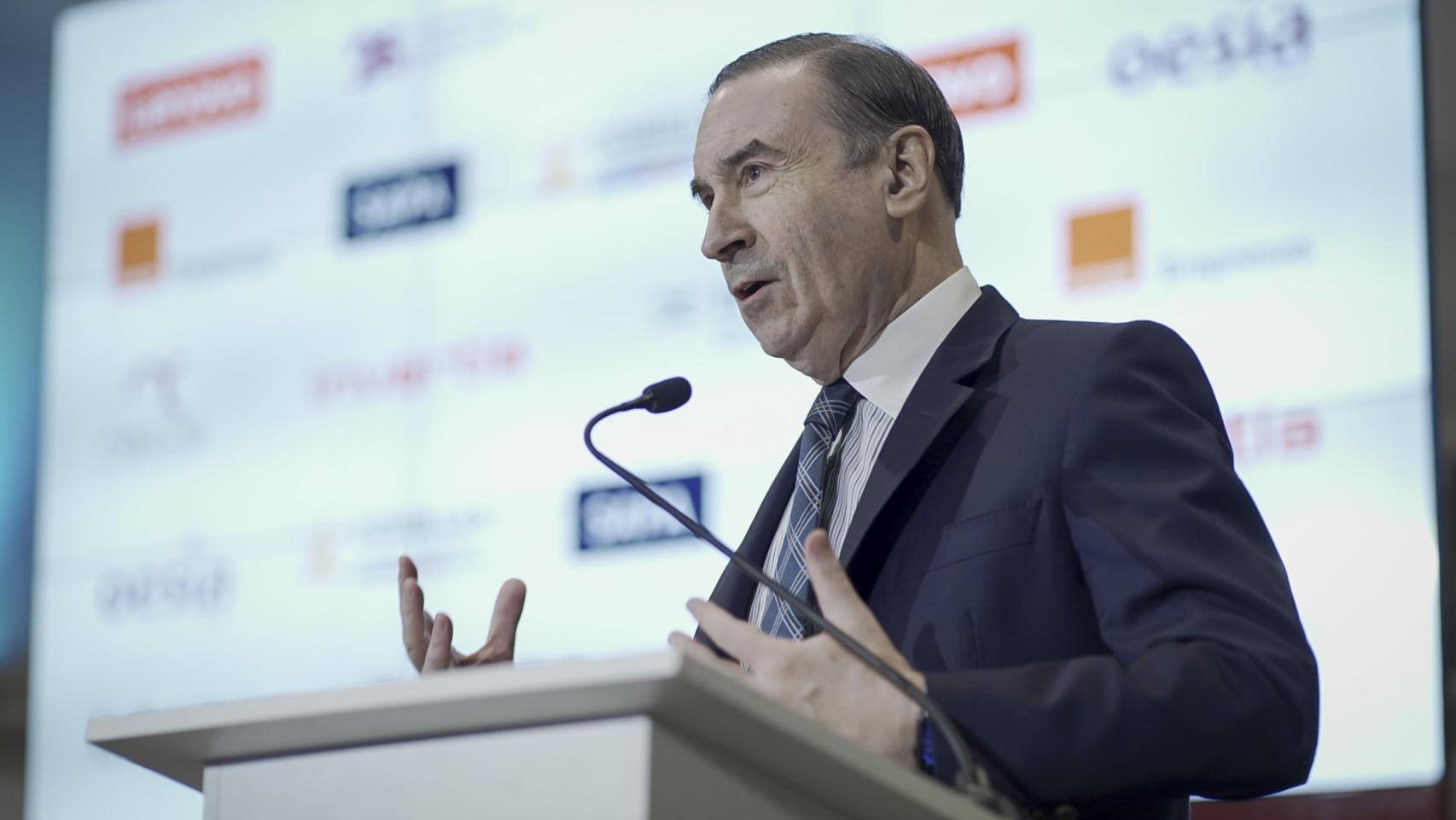 Pedro J. Ramírez: "La Defensa nacional precisa de un gran pacto de Estado, la industria militar necesita previsibilidad"