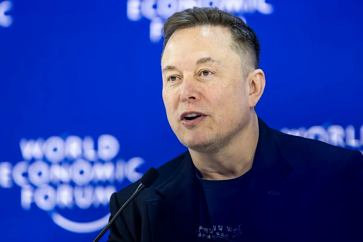 Elon Musk fusiona SpaceX con xAI