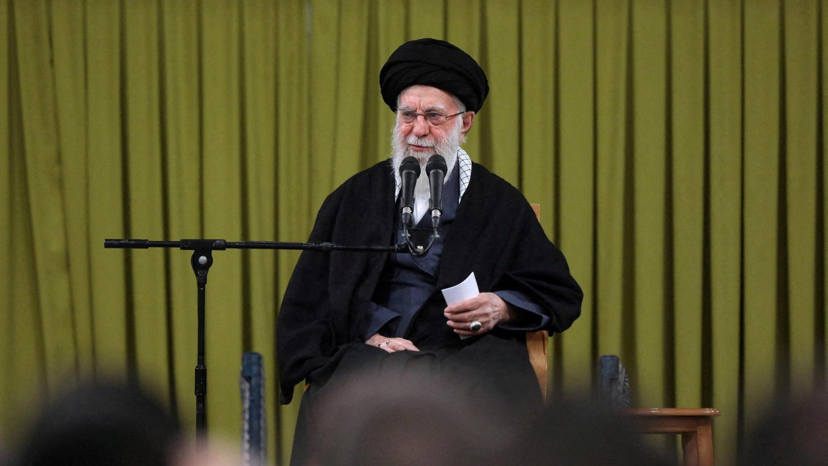 Irán se resigna a negociar sobre su programa nuclear con EEUU pero celebra la represión de las protestas: "El golpe fue sofocado"