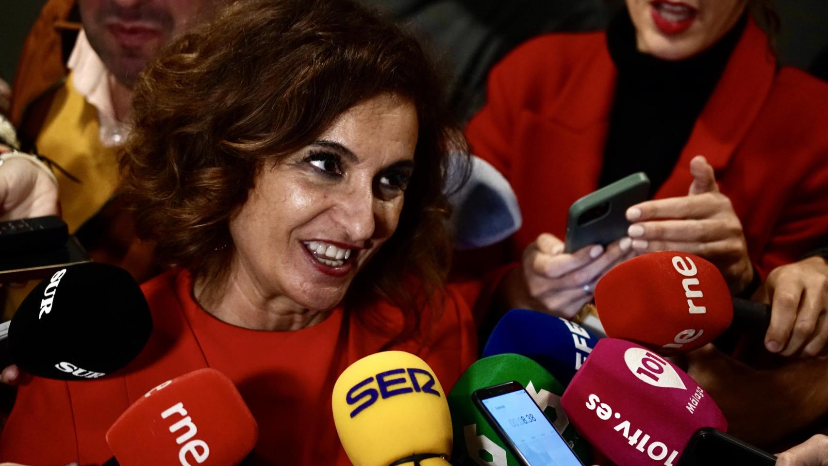 Montero admite que conocía la denuncia por acoso sexual al líder del PSOE en Torremolinos, pero no su contenido