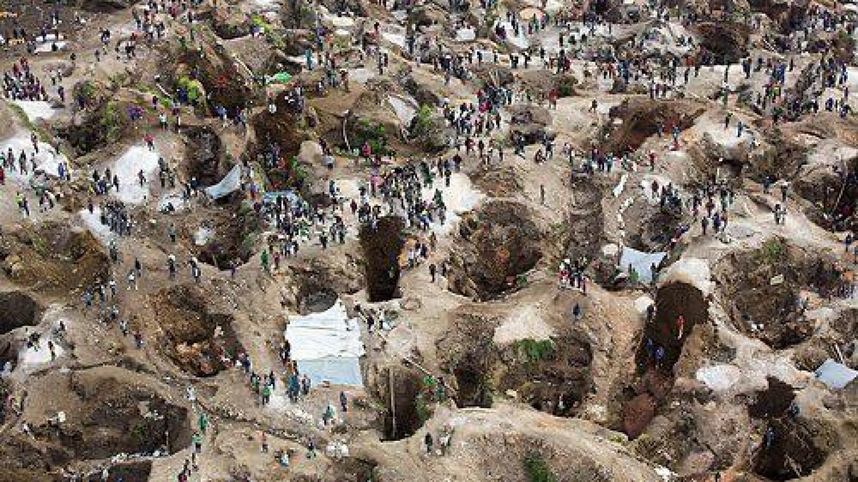 Más de 400 muertos por el deslizamiento de tierra en una mina ilegal de coltán en RD del Congo de los rebeldes del M23