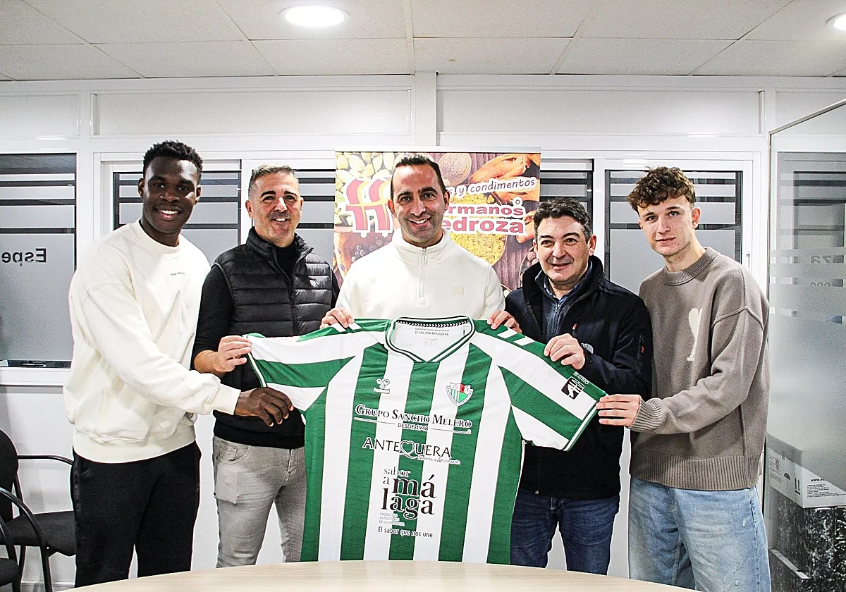 Los malagueños de Primera RFEF cierran el mercado invernal con un total de ¡20 fichajes!