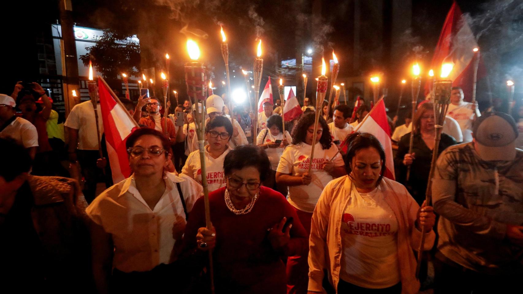 Las amenazas de Trump y el recuerdo de los muertos de 2017 agitan el recuento en Honduras entre acusaciones de fraude