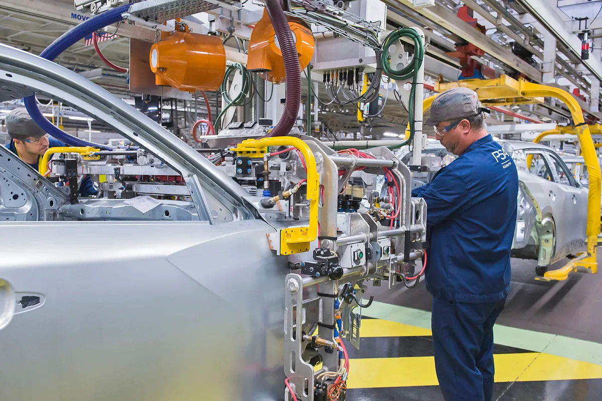 El vehículo eléctrico recibe una lluvia de 6.000 millones en España