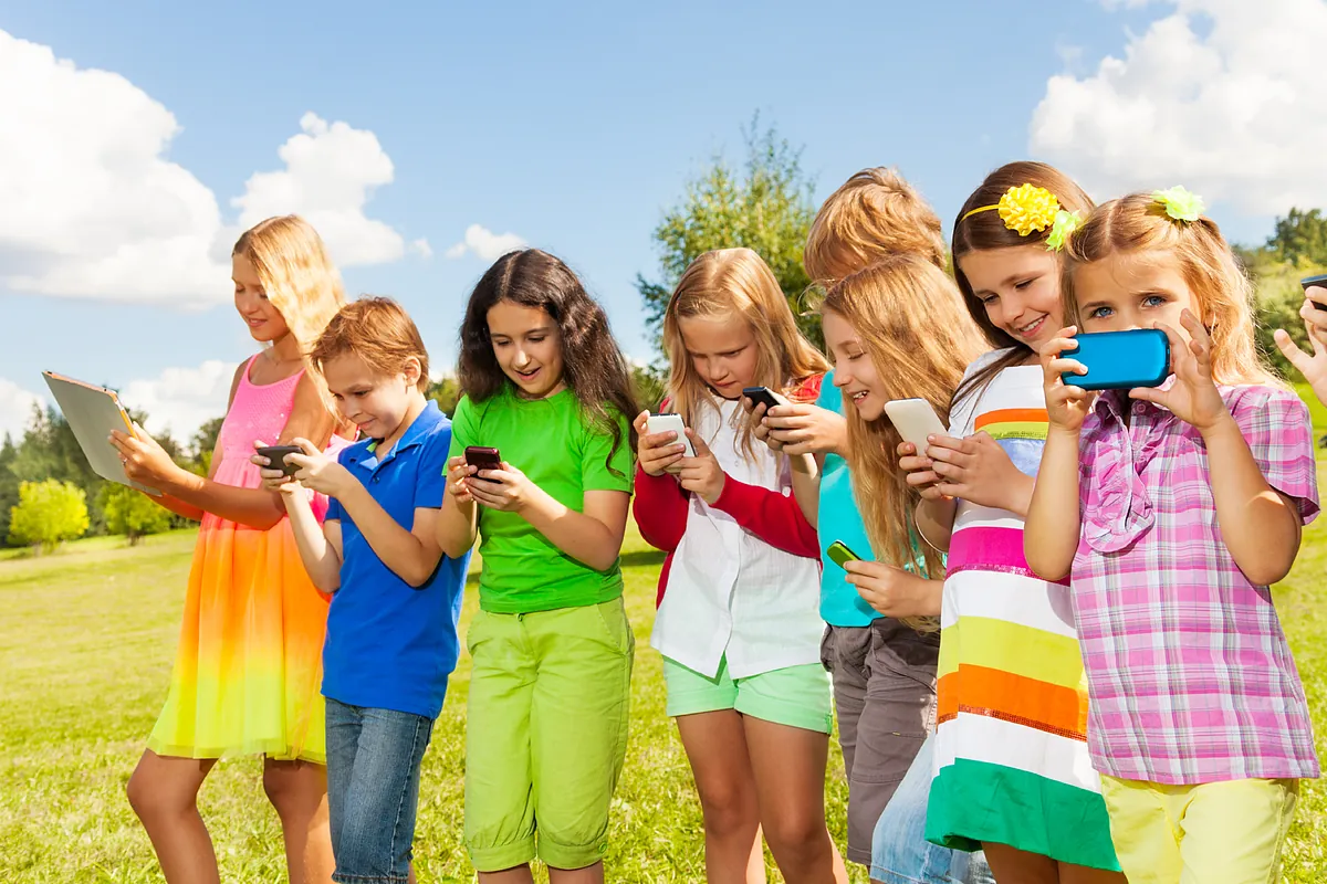 Menores y redes sociales: por qué la nueva prohibición del Gobierno genera dudas