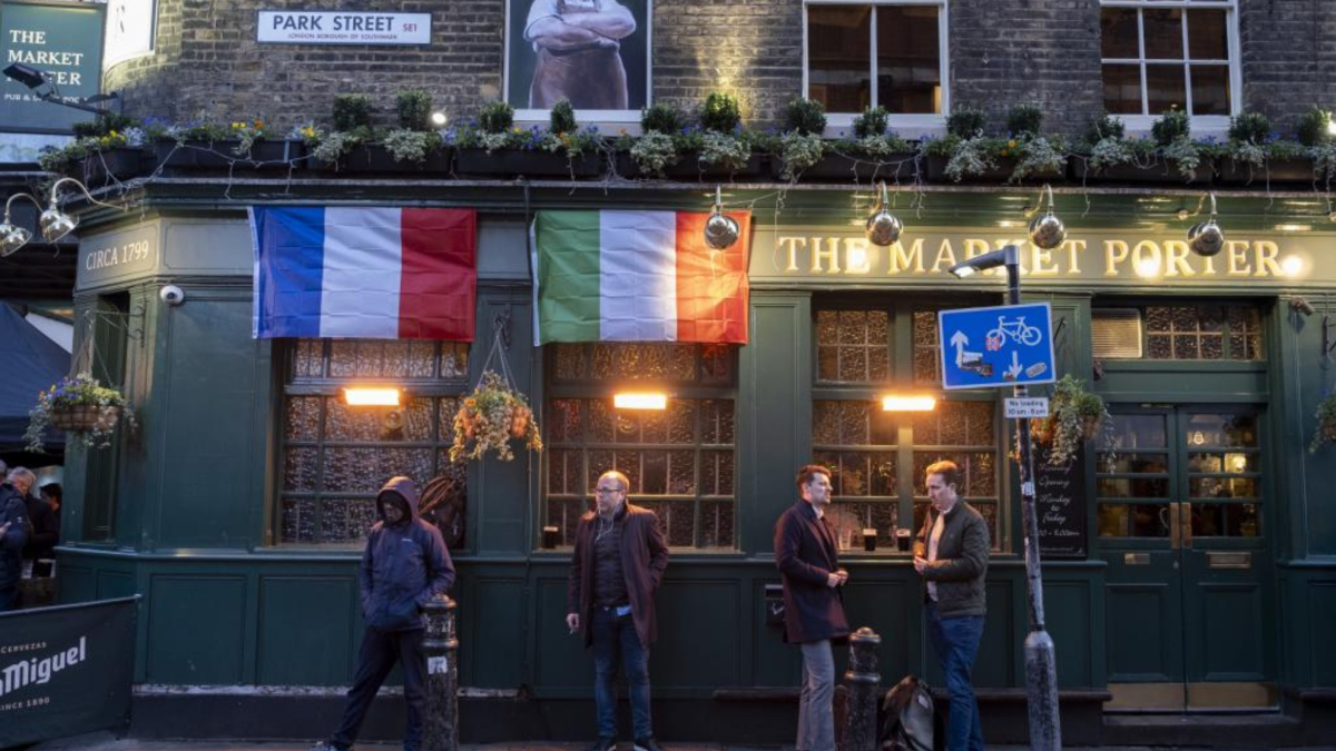 "Una patada al tercer tiempo"