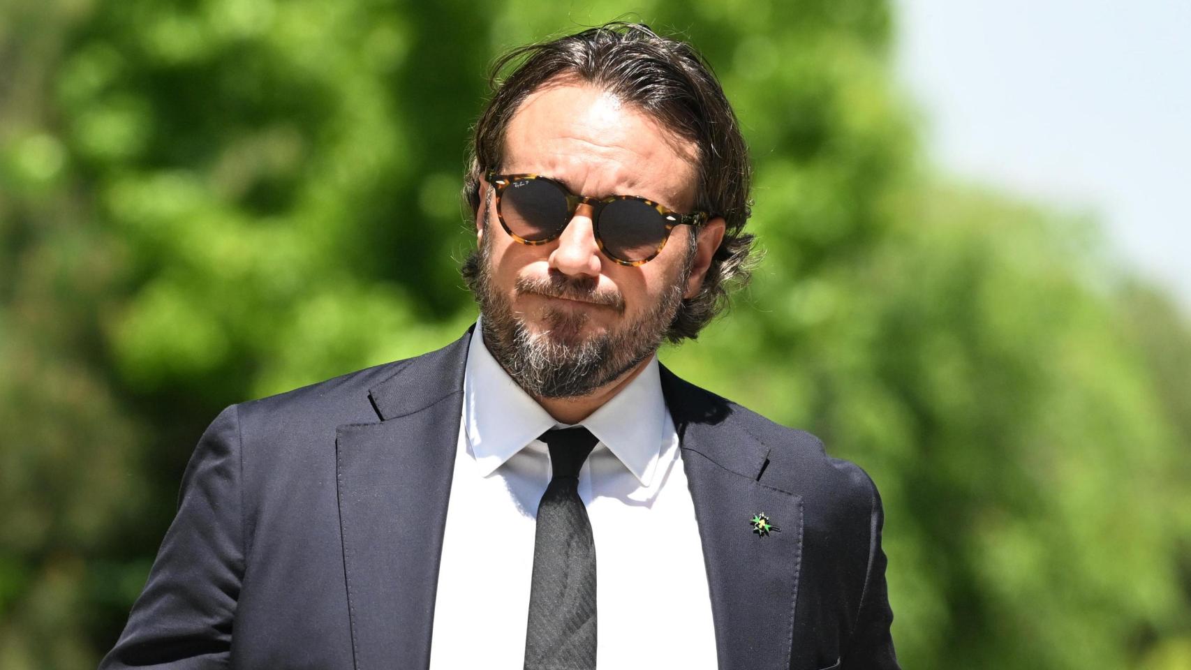 El juez deja en libertad con una fianza de 50.000 euros al sobrino lejano de Juan Carlos I detenido por blanqueo