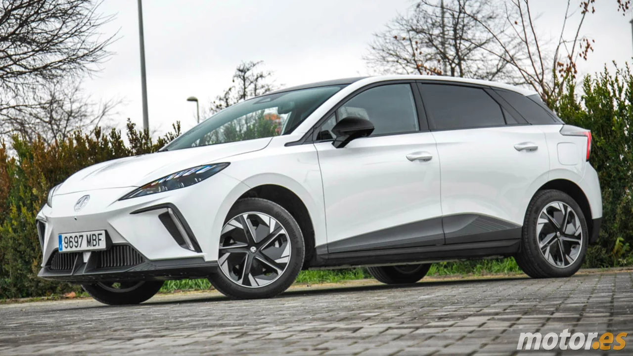 Por lo que vale un Dacia Sandero tienes la mejor alternativa al BYD Dolphin, un chollo con 14.500 € de rebaja y buen equipamiento