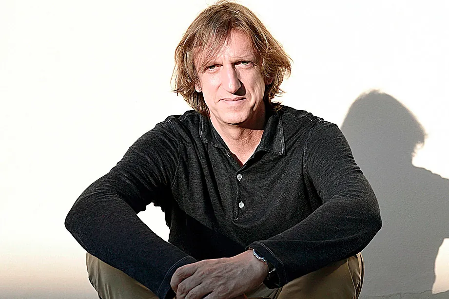 El directivo italiano que tiene a sus padres de 90 años como compañeros de oficina