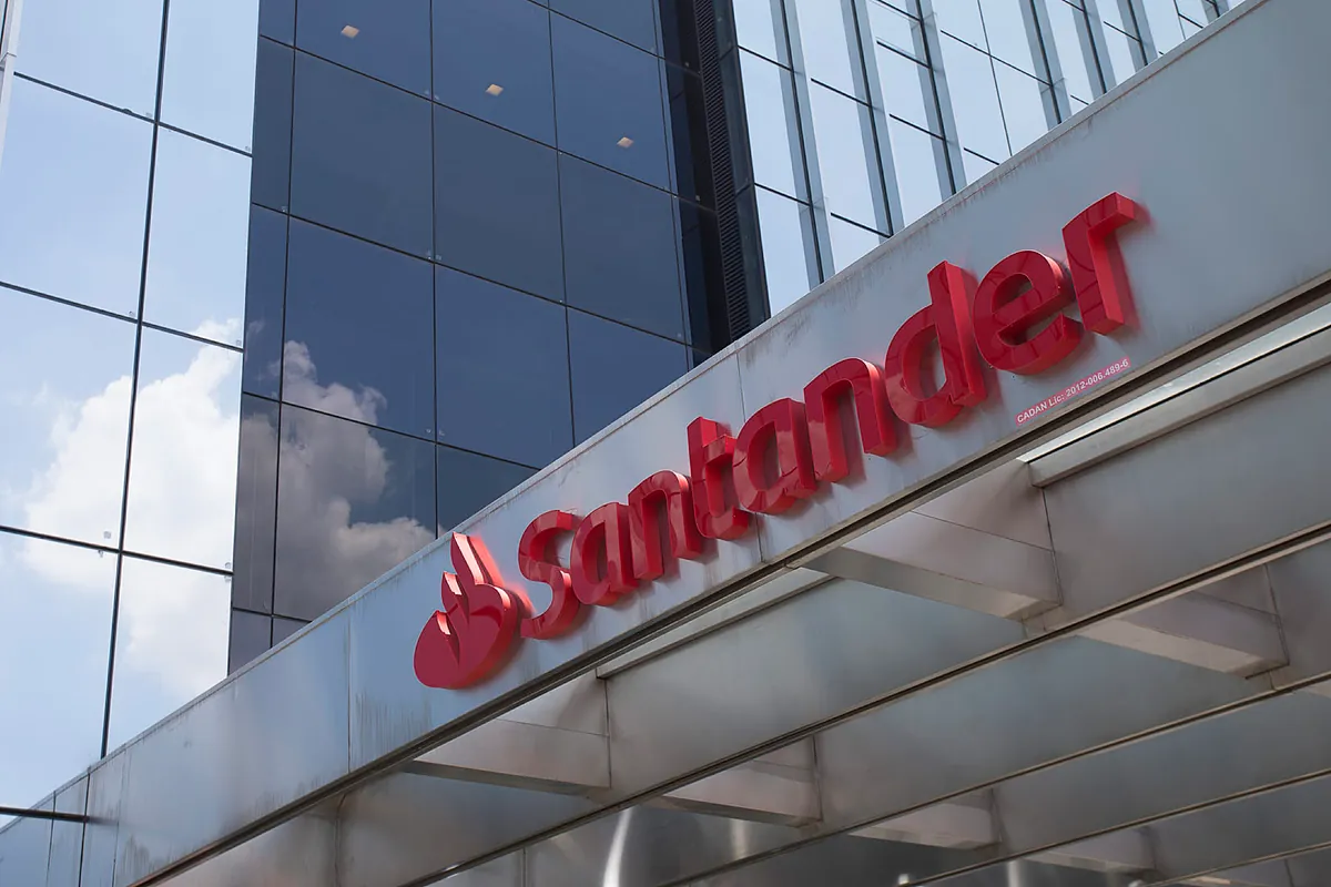 Santander supera a Barclays como cuarto banco europeo por activos