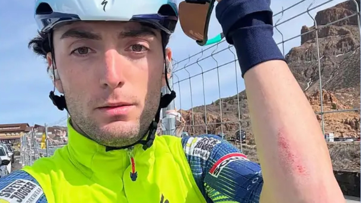 Un coche a más de 100 km/h atropella a Garofoli, compañero de Landa, en Tenerife... ¡y se da a la fuga!