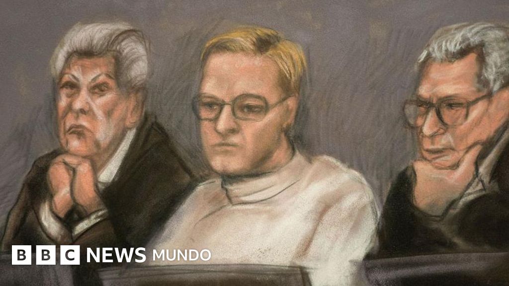 El hijo de la princesa de Noruega contiene las lágrimas en su primera comparecencia en su juicio por violación