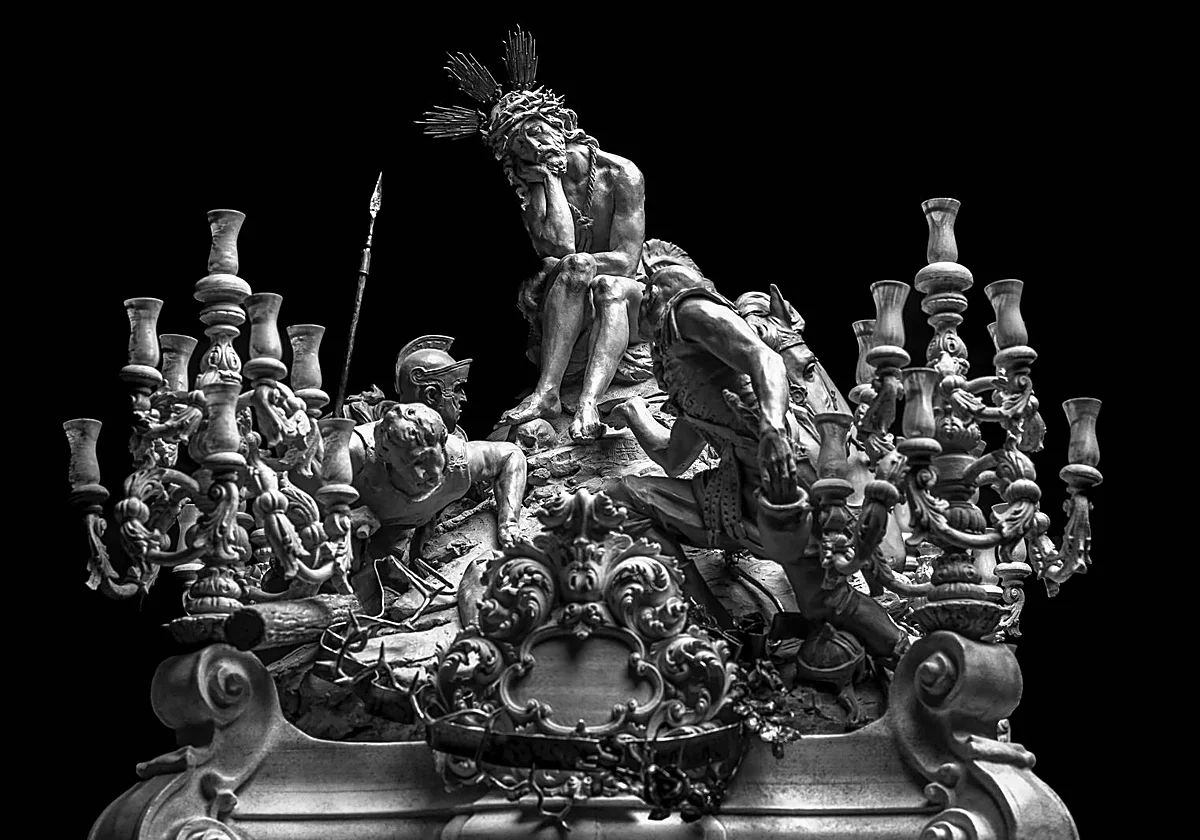 Humildad y Paciencia confía el grupo escultórico de su Cristo a Ruiz Montes