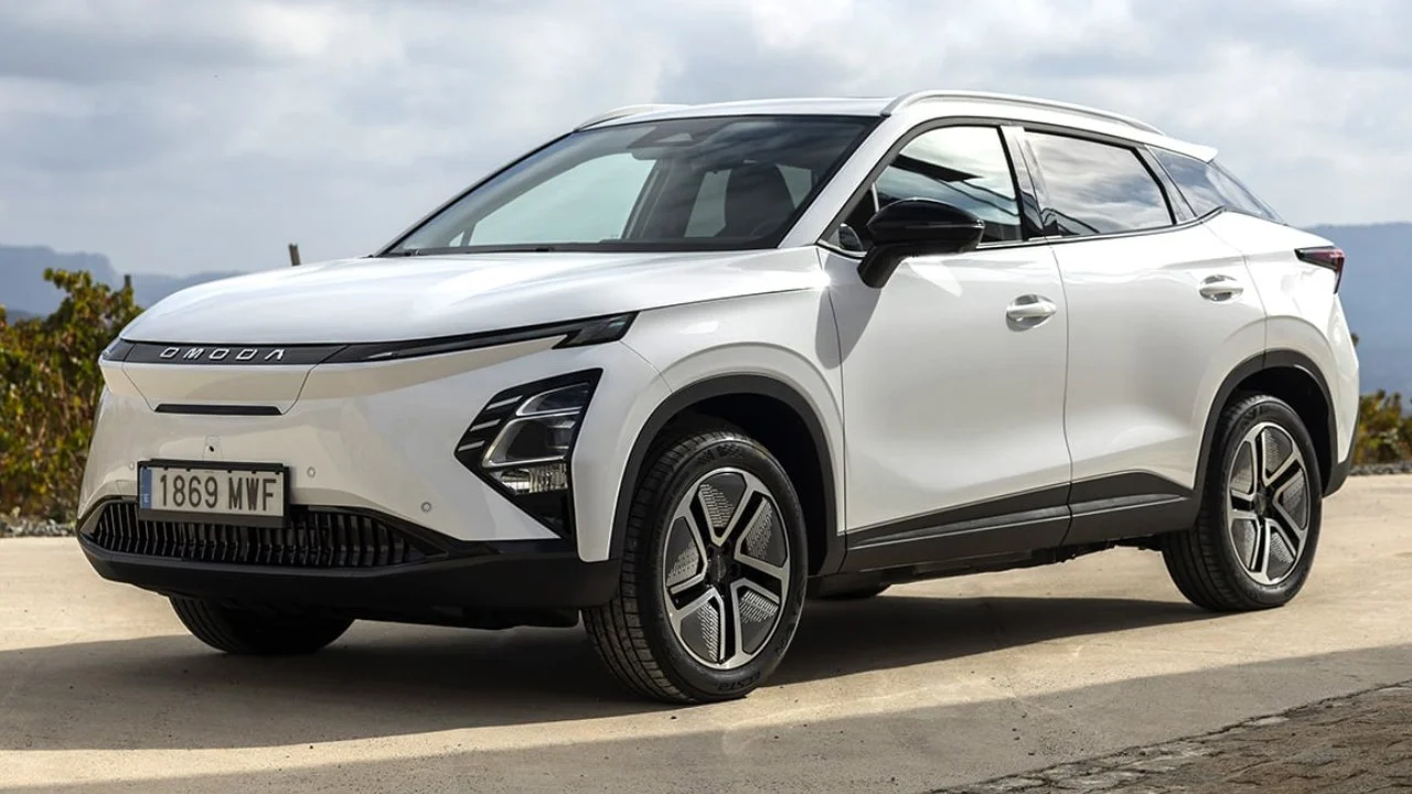 OMODA y JAECOO aprietan más que el Plan Auto+: hasta 5.375 euros de descuento en su gama enchufable