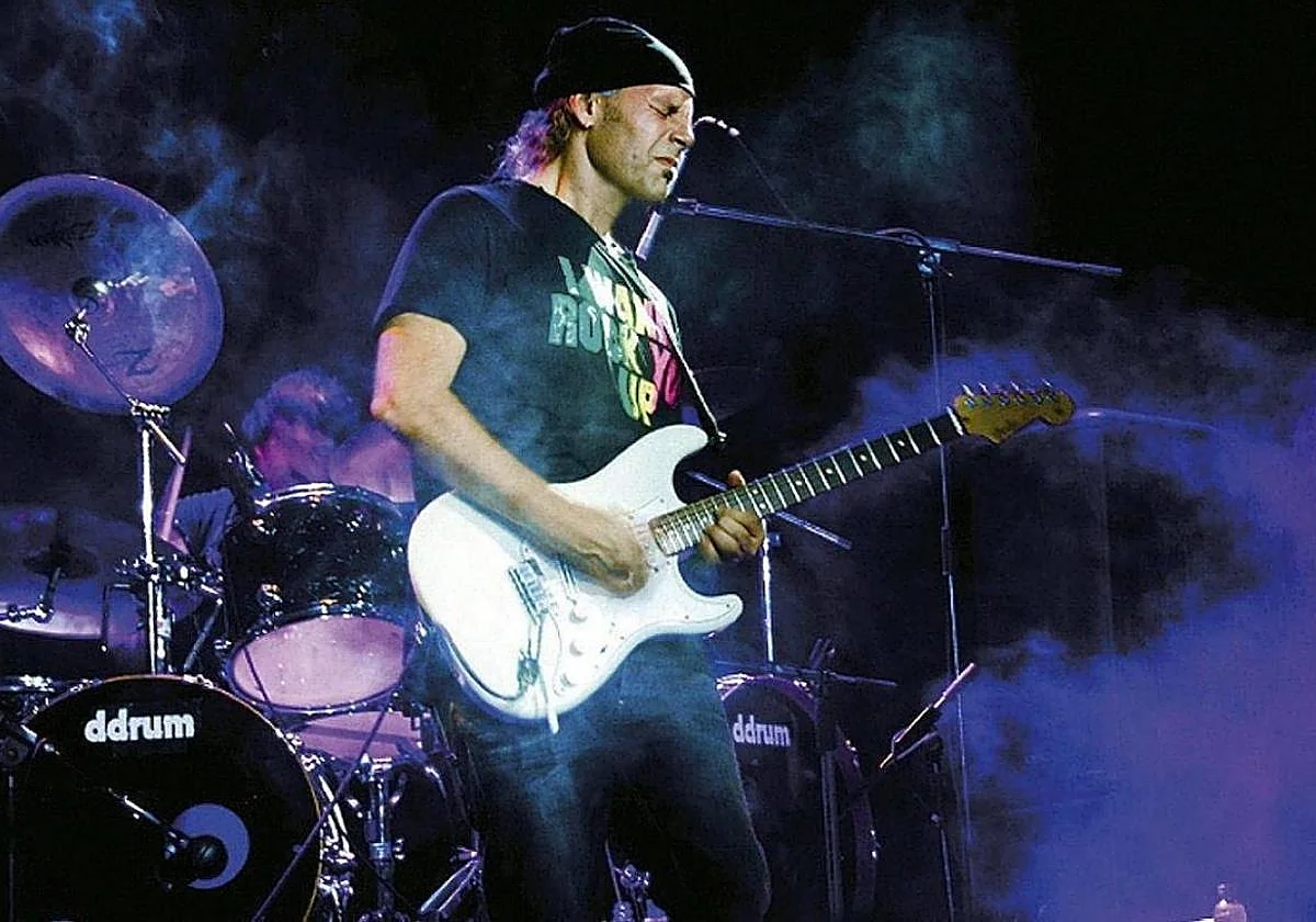 Torremolinos guitar fair attracts top bands